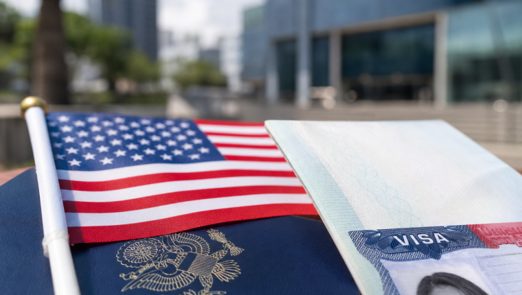 Visa Americana para Peruanos 2026: Requisitos, Costos y Proceso Completo
